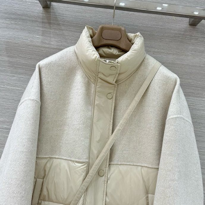 Пуховик женский с сумкой фото 2