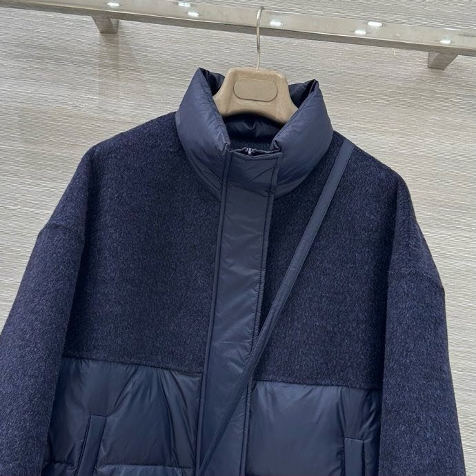 Пуховик женский с сумкой фото 3