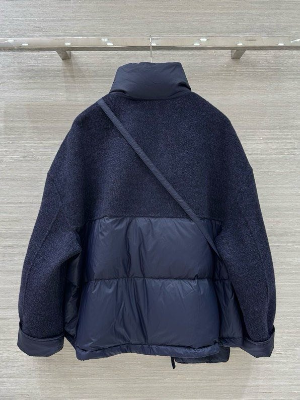 Пуховик женский с сумкой фото 5