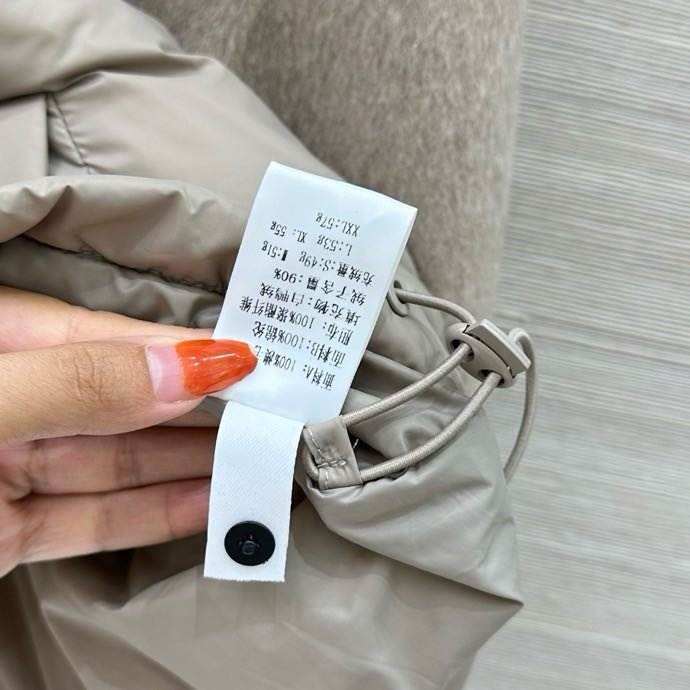 Пуховик женский с сумкой фото 5