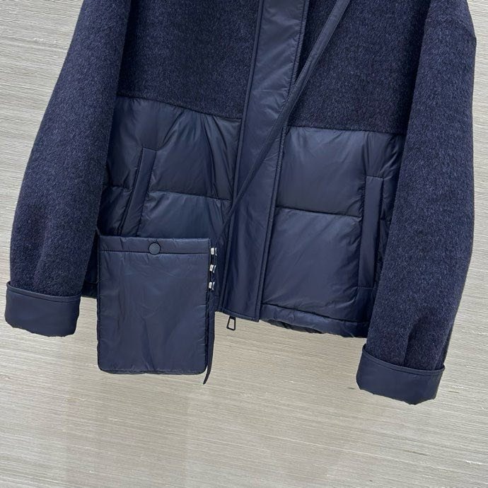 Пуховик женский с сумкой фото 6