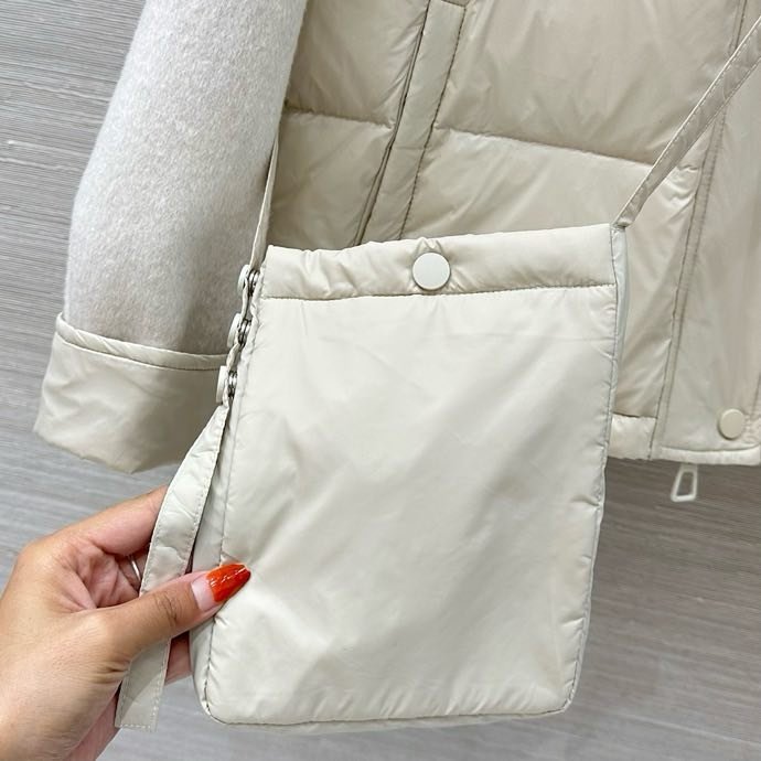 Пуховик женский с сумкой фото 7