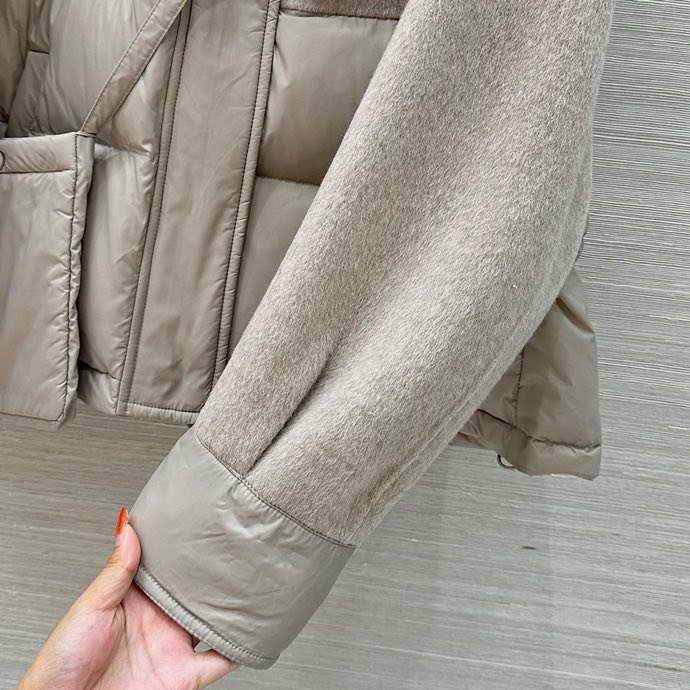 Пуховик женский с сумкой фото 9