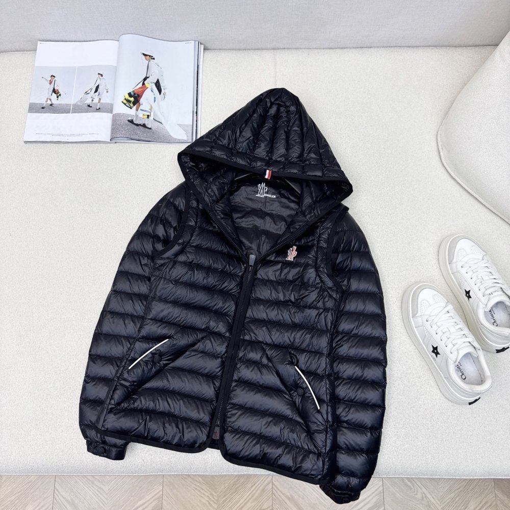 Down jacket female with removable sleeves фото 3