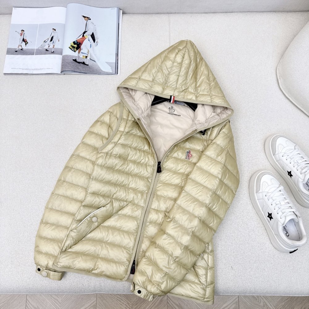 Пуховик женский со съемными рукавами фото 5