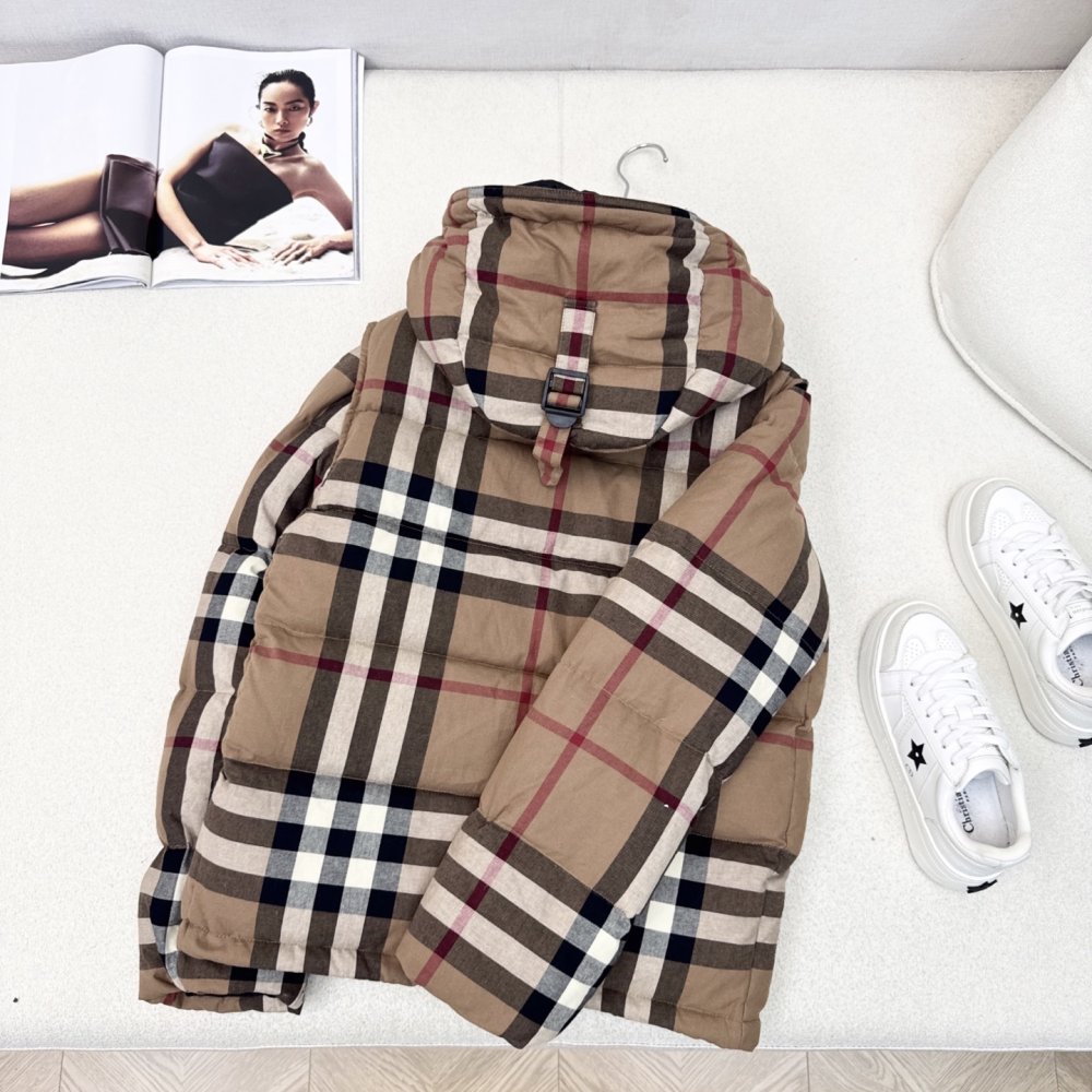 Down jacket female with removable sleeves фото 9