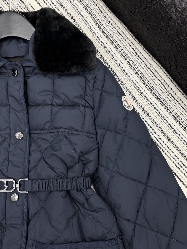 Пуховик жіночий зі съёмным хутряним коміром фото 3