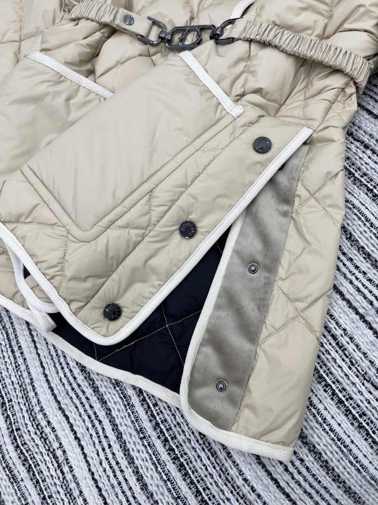 Пуховик жіночий зі съёмным хутряним коміром фото 6