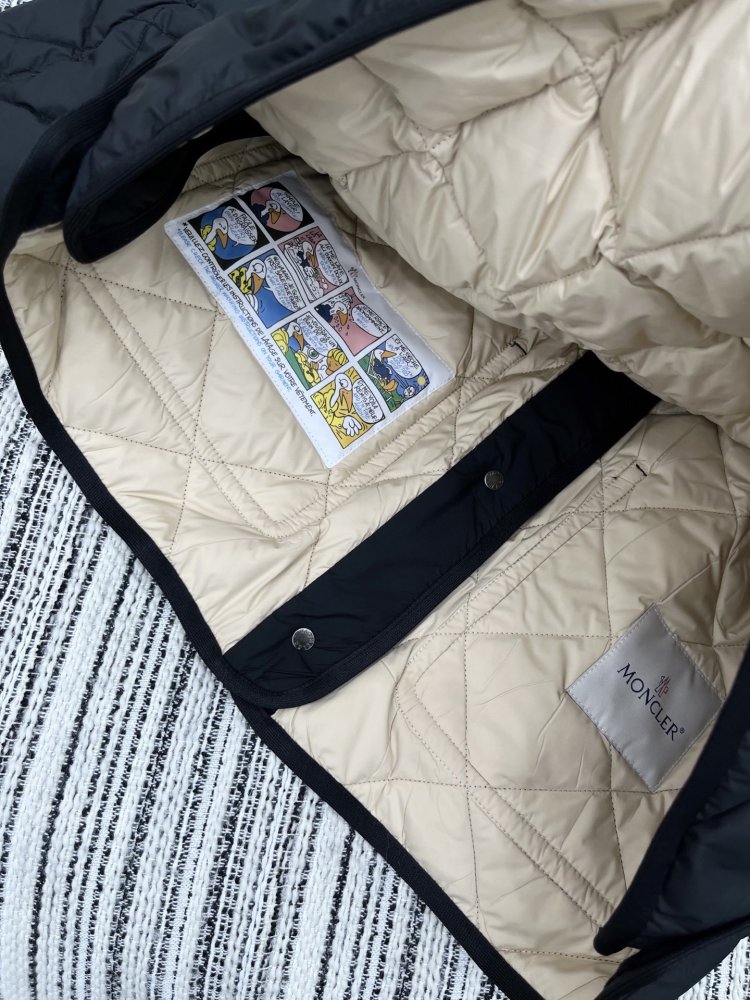 Пуховик жіночий зі съёмным хутряним коміром фото 6