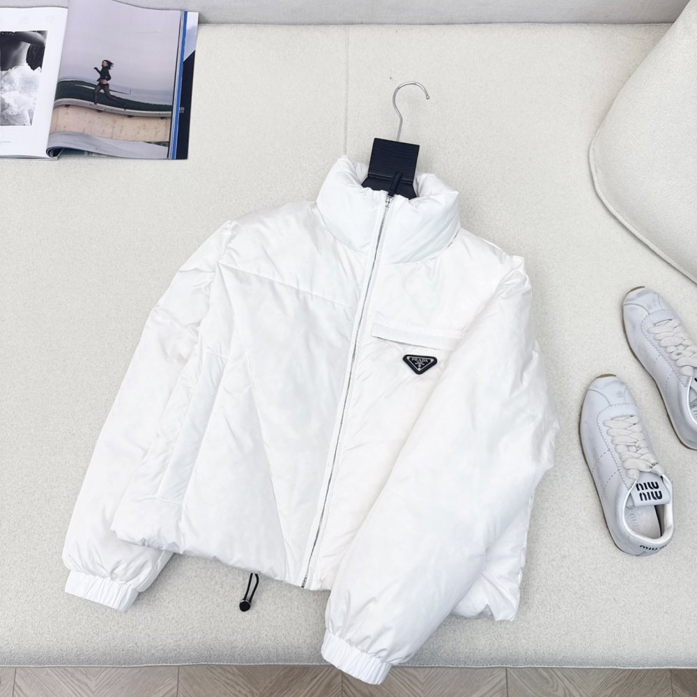 Пуховик женский