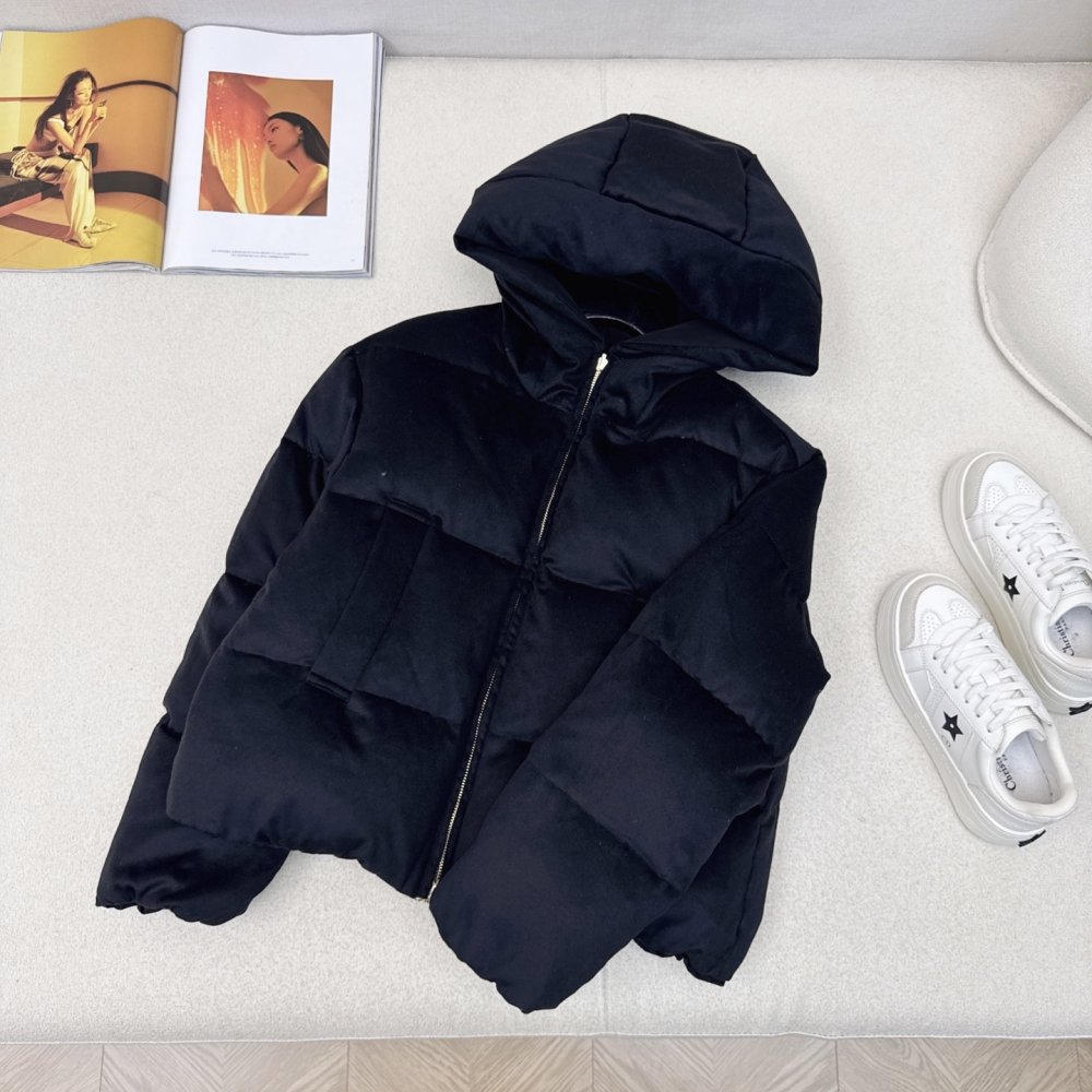 Пуховик женский