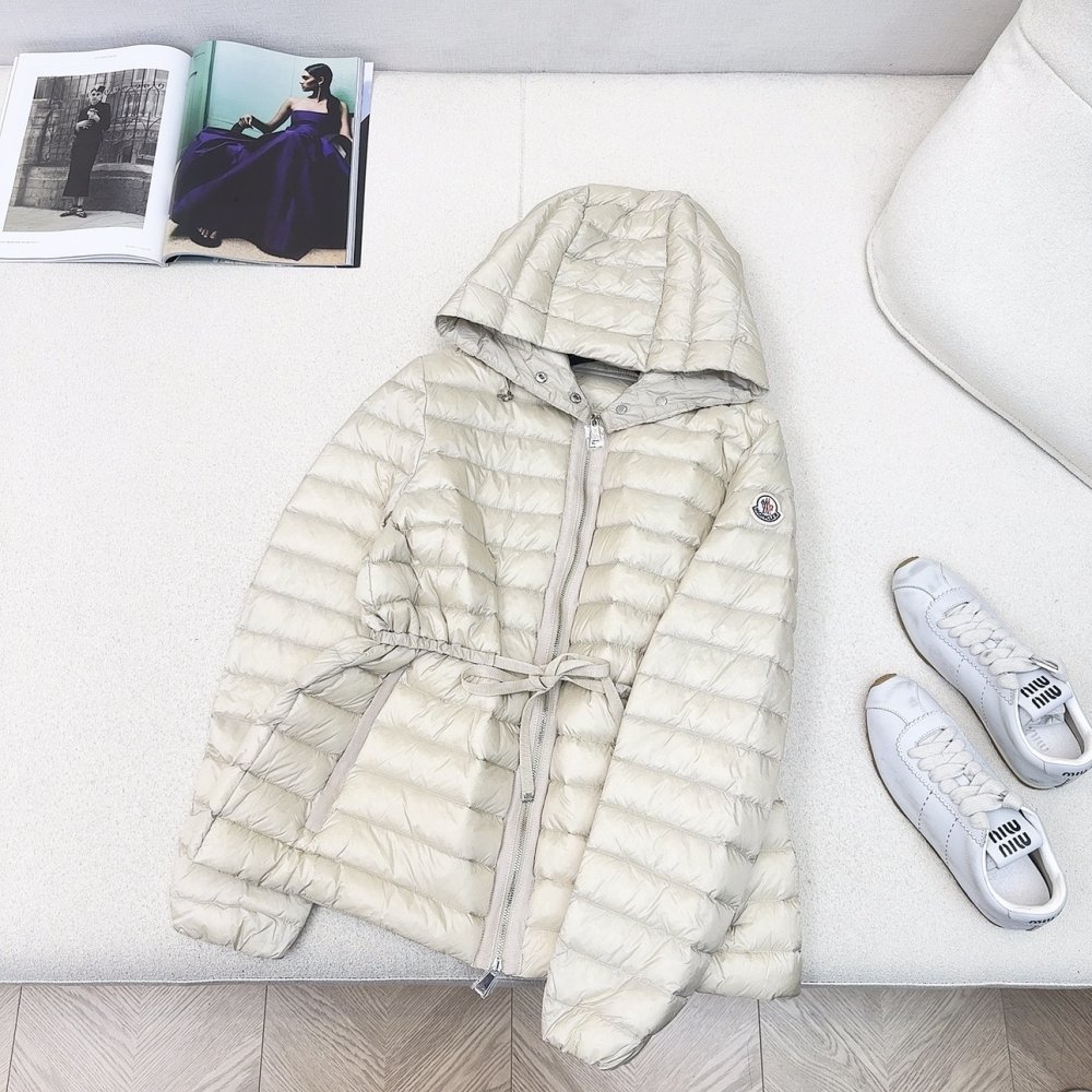 Пуховик женский