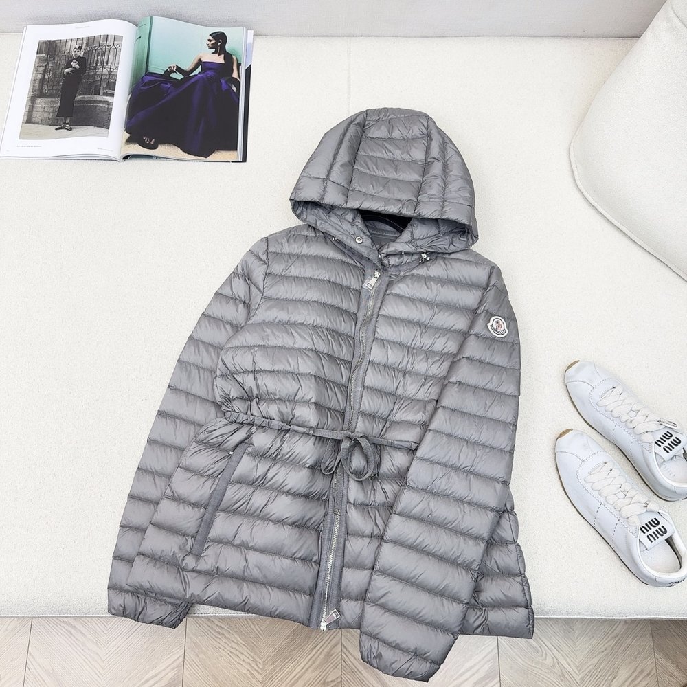 Пуховик женский