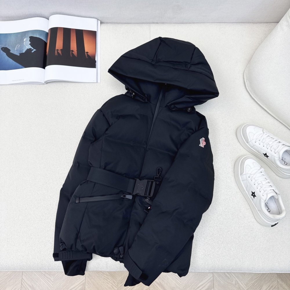 Пуховик женский