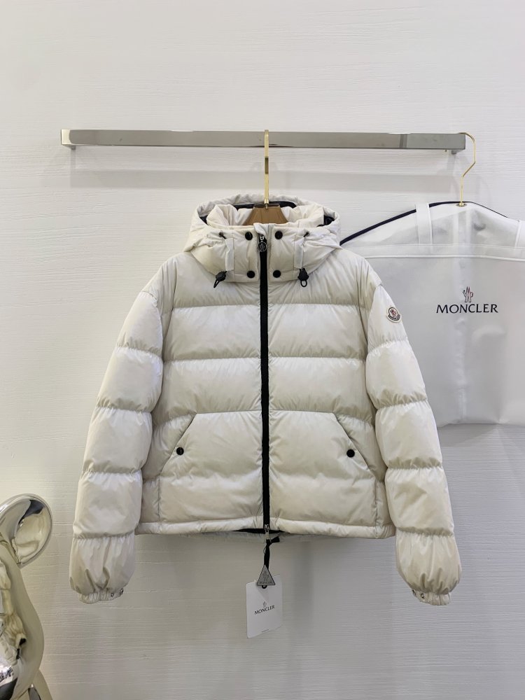 Пуховик женский