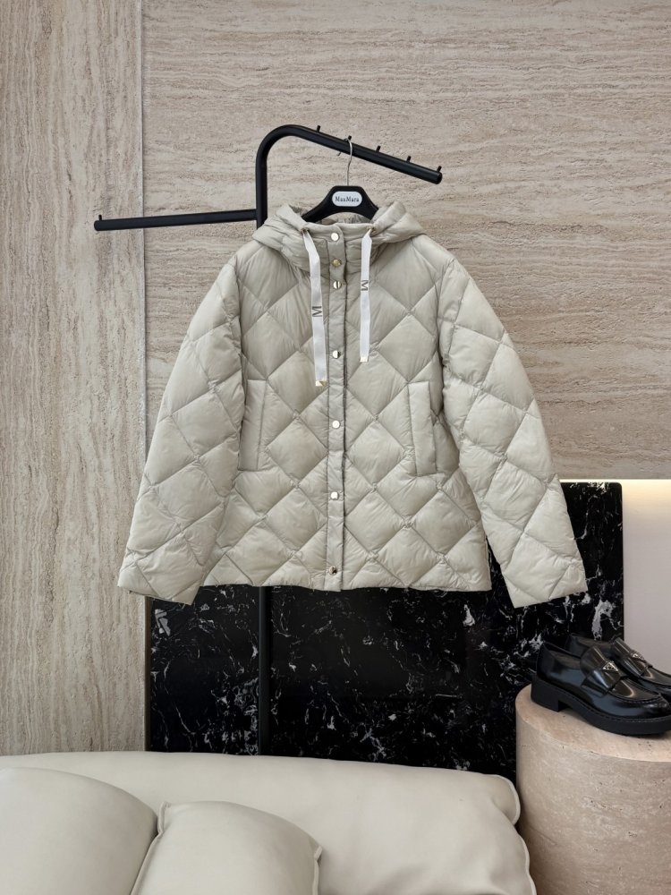 Пуховик женский