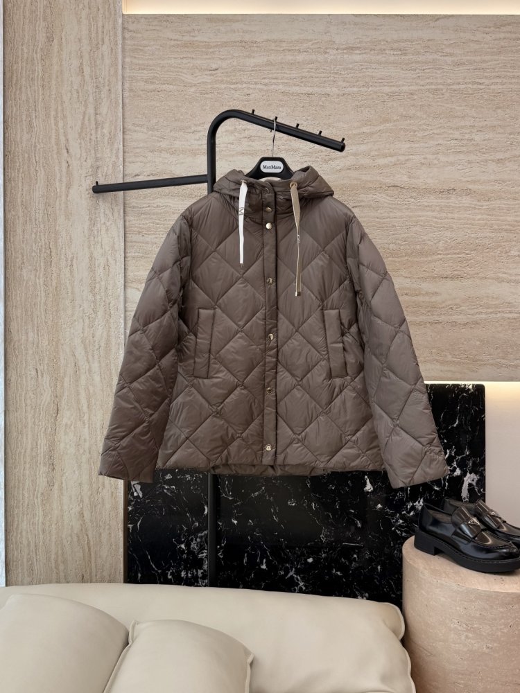 Пуховик женский