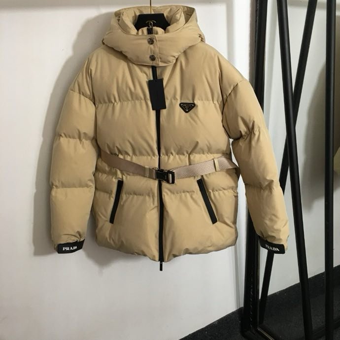 Пуховик женский