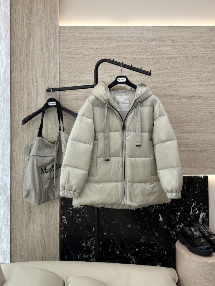 Пуховик женский