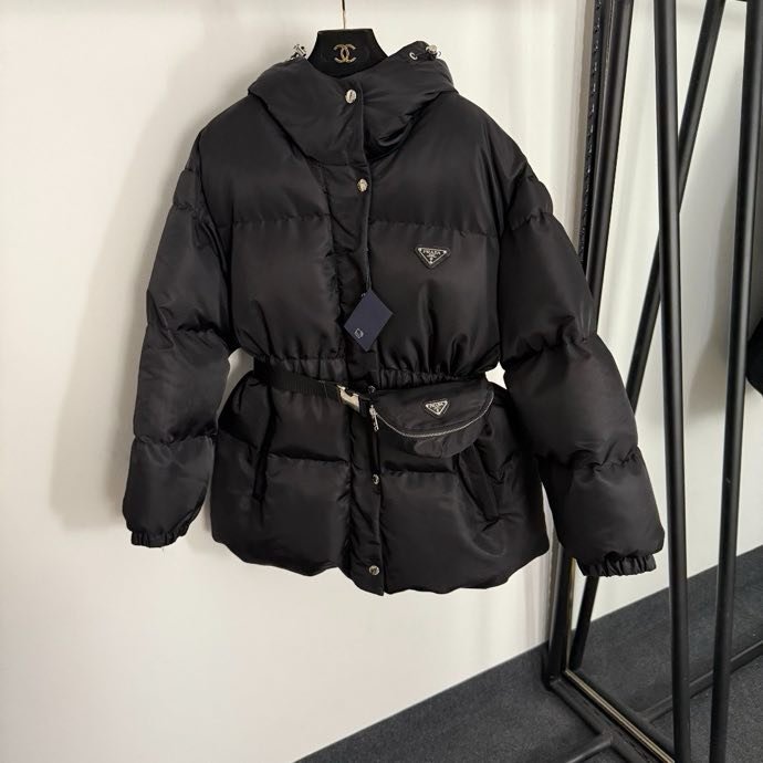 Пуховик женский