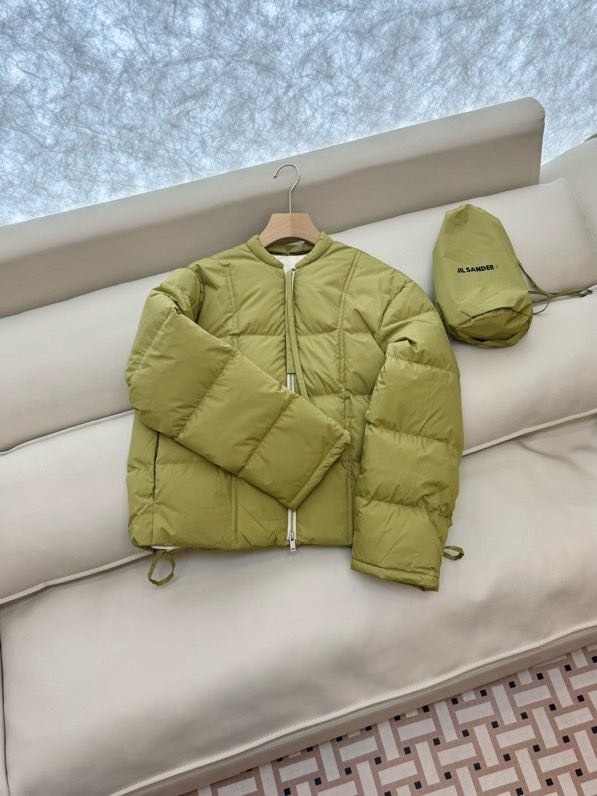 Пуховик женский