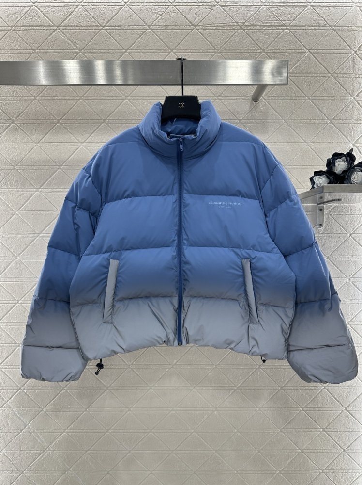 Пуховик женский