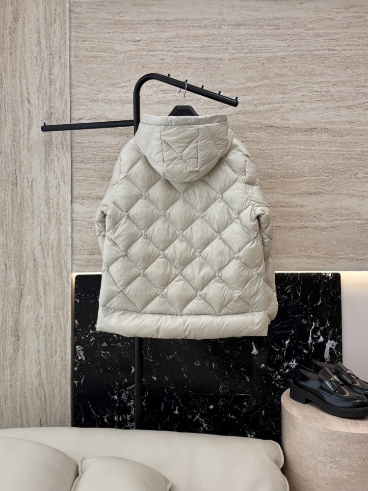 Пуховик женский фото 2