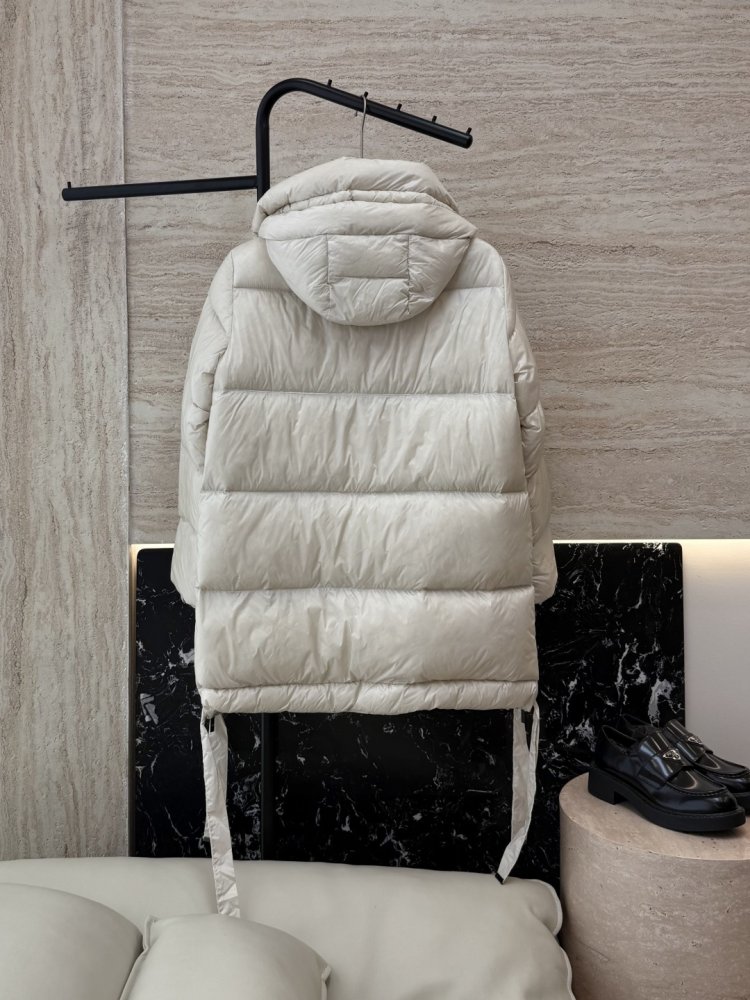 Пуховик женский фото 2