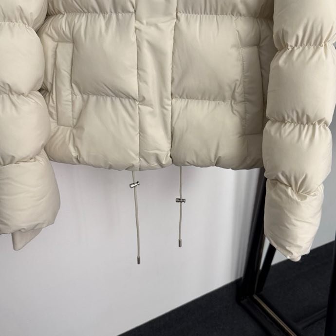 Пуховик жіночий фото 2