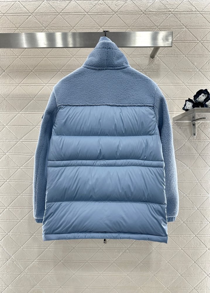 Пуховик жіночий фото 2