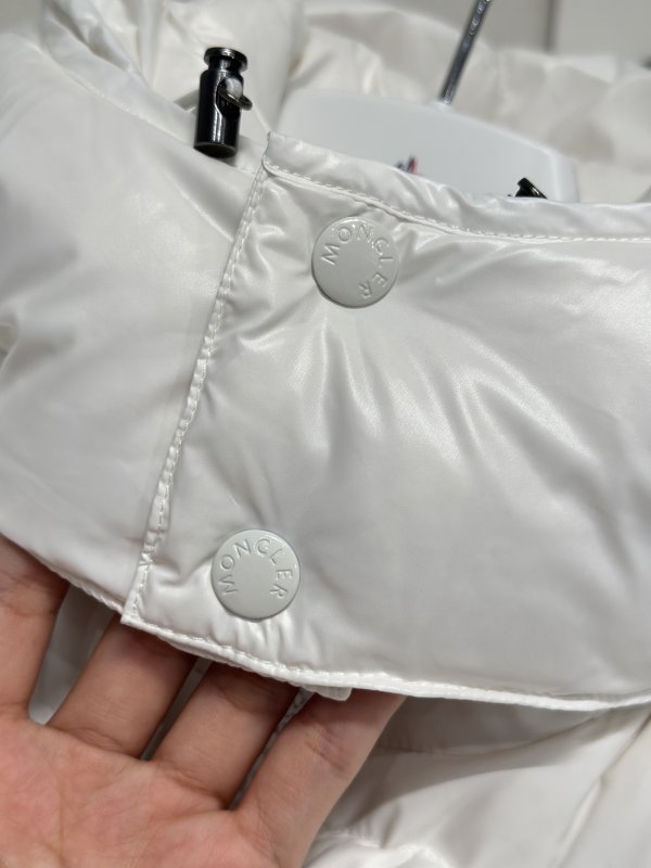 Пуховик женский фото 2