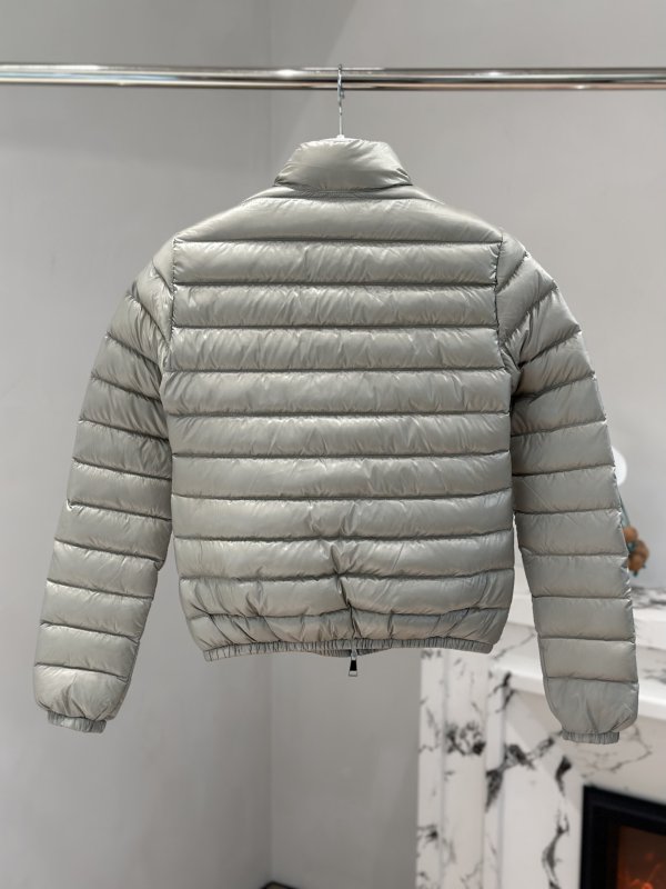 Пуховик женский фото 2