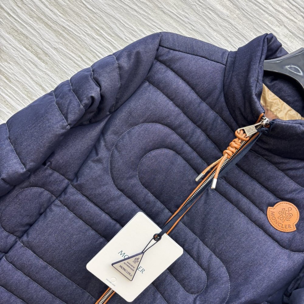 Пуховик жіночий фото 3