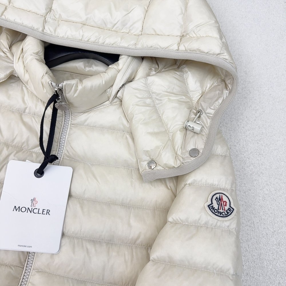 Пуховик женский фото 3