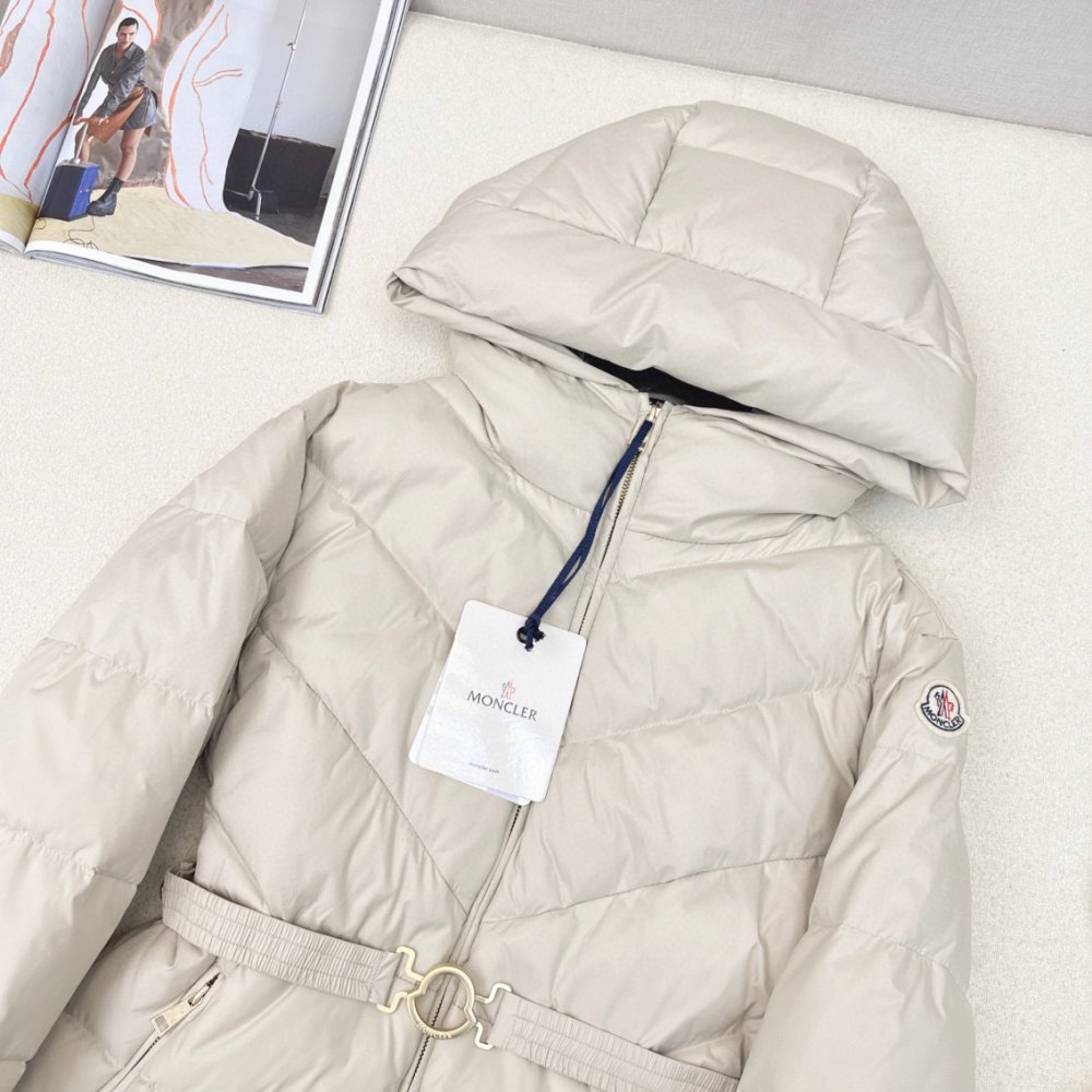 Пуховик женский фото 3