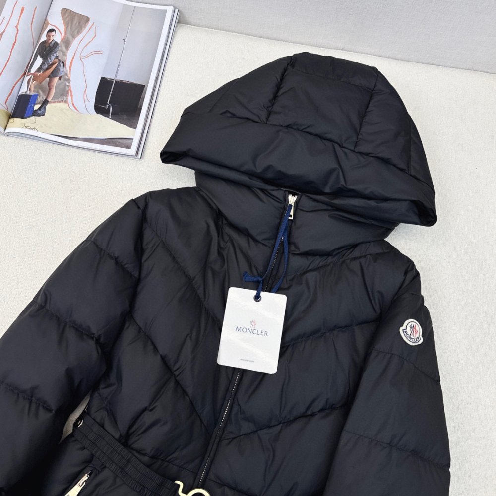 Пуховик женский фото 3