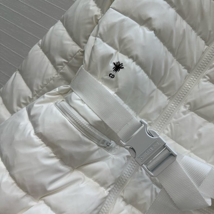 Пуховик женский фото 3