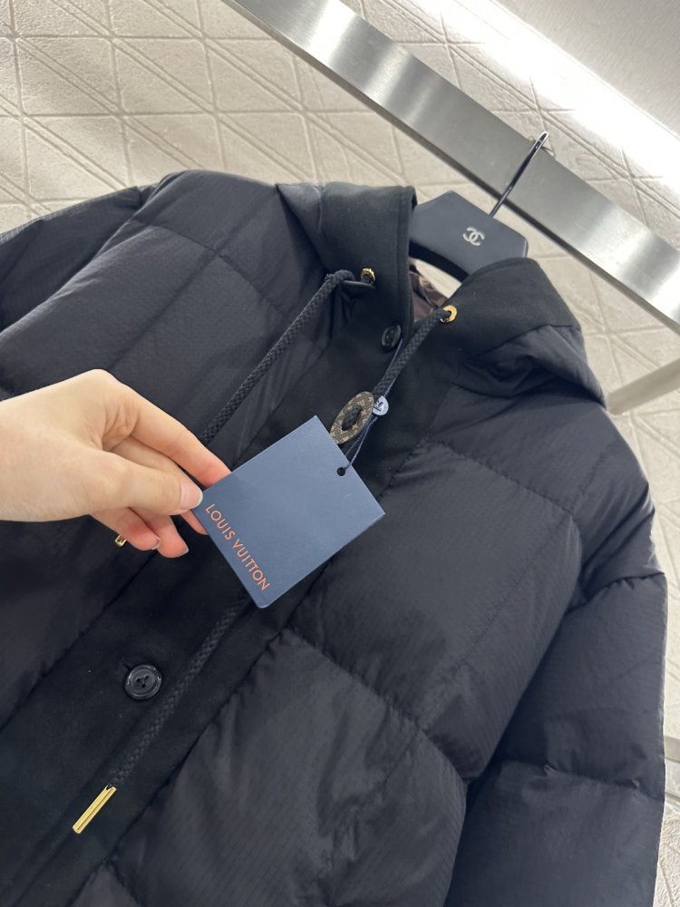 Пуховик жіночий фото 3