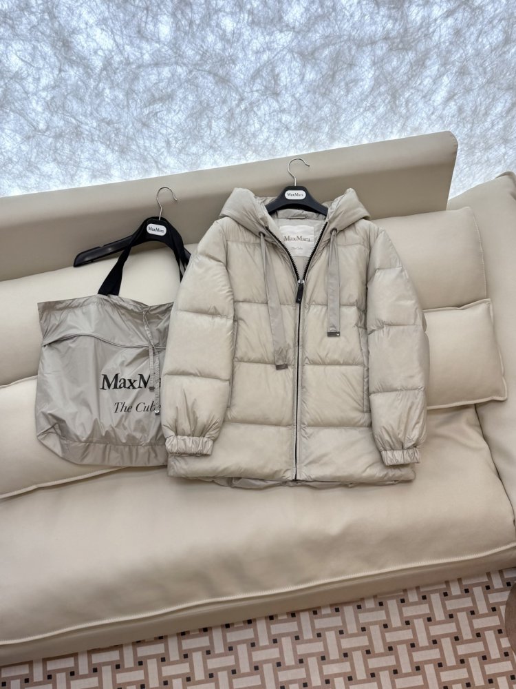 Пуховик женский фото 3