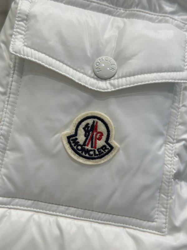 Пуховик женский фото 3