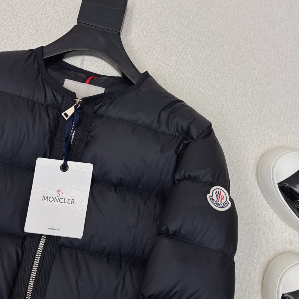 Пуховик женский фото 4