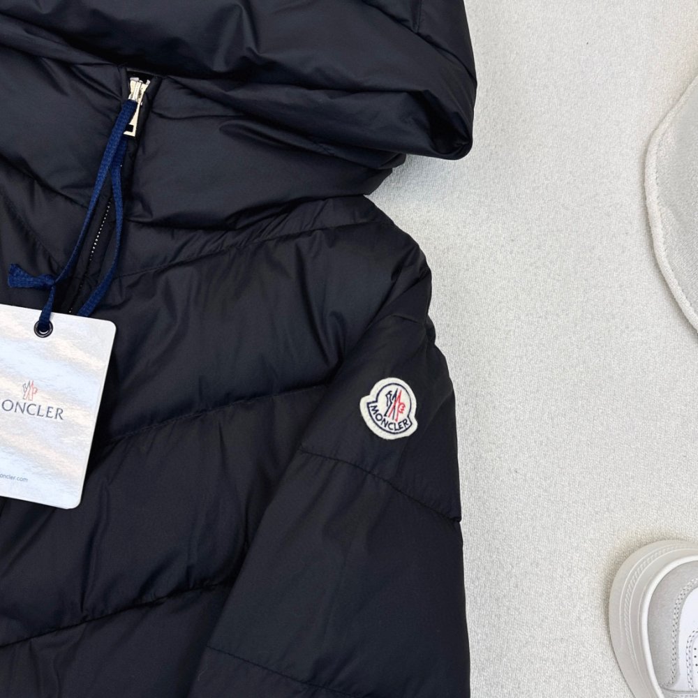 Пуховик женский фото 4