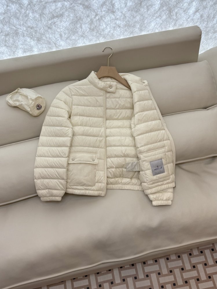 Пуховик жіночий фото 4