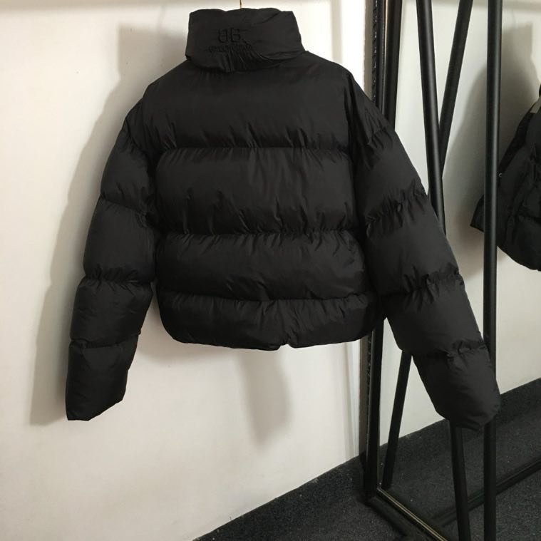 Пуховик жіночий фото 4