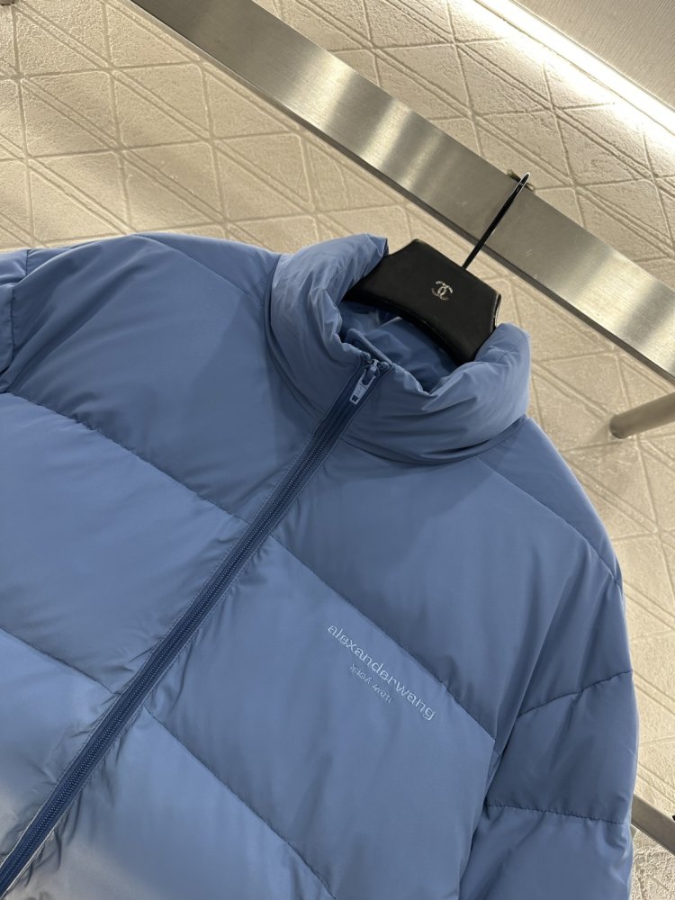 Пуховик женский фото 4