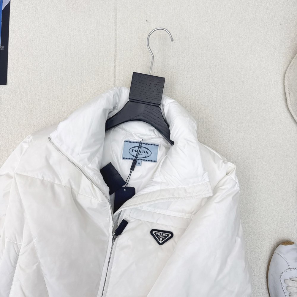 Пуховик женский фото 5