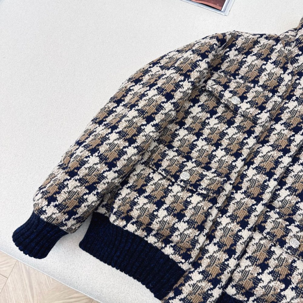 Пуховик жіночий фото 5