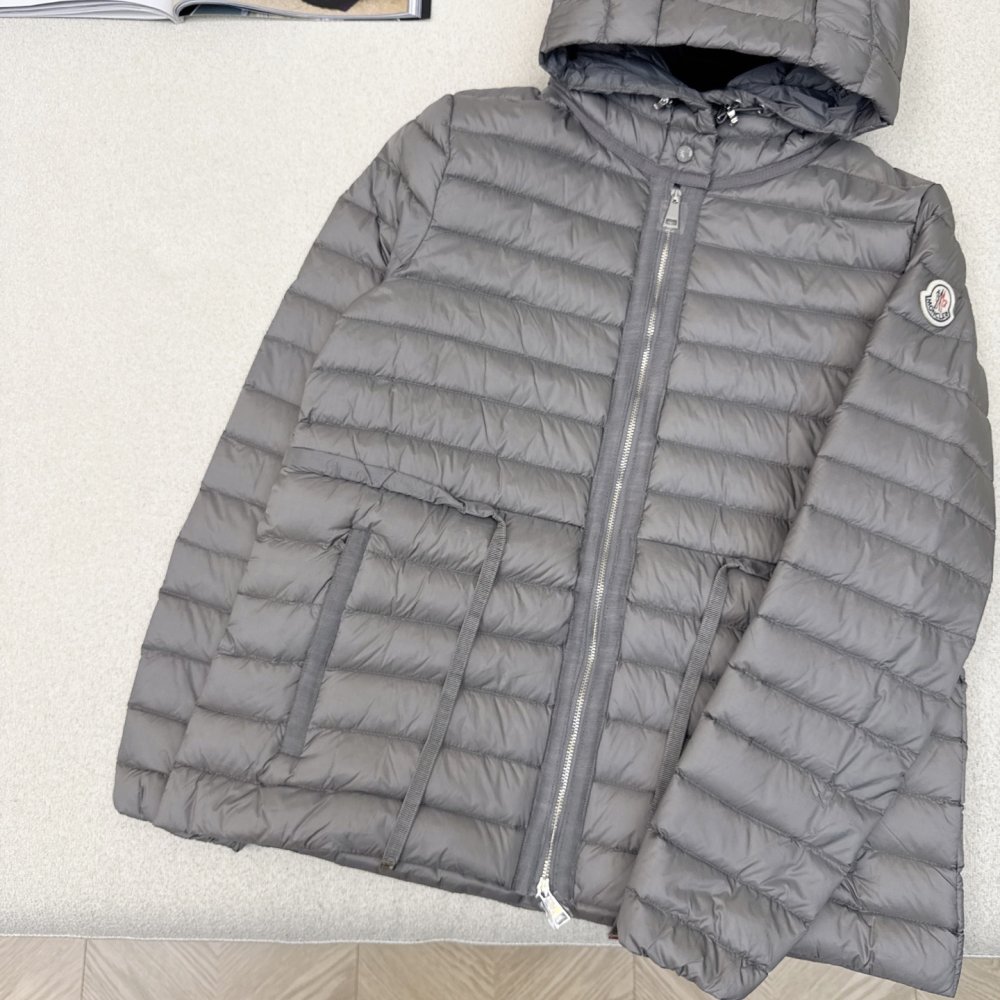 Пуховик женский фото 5