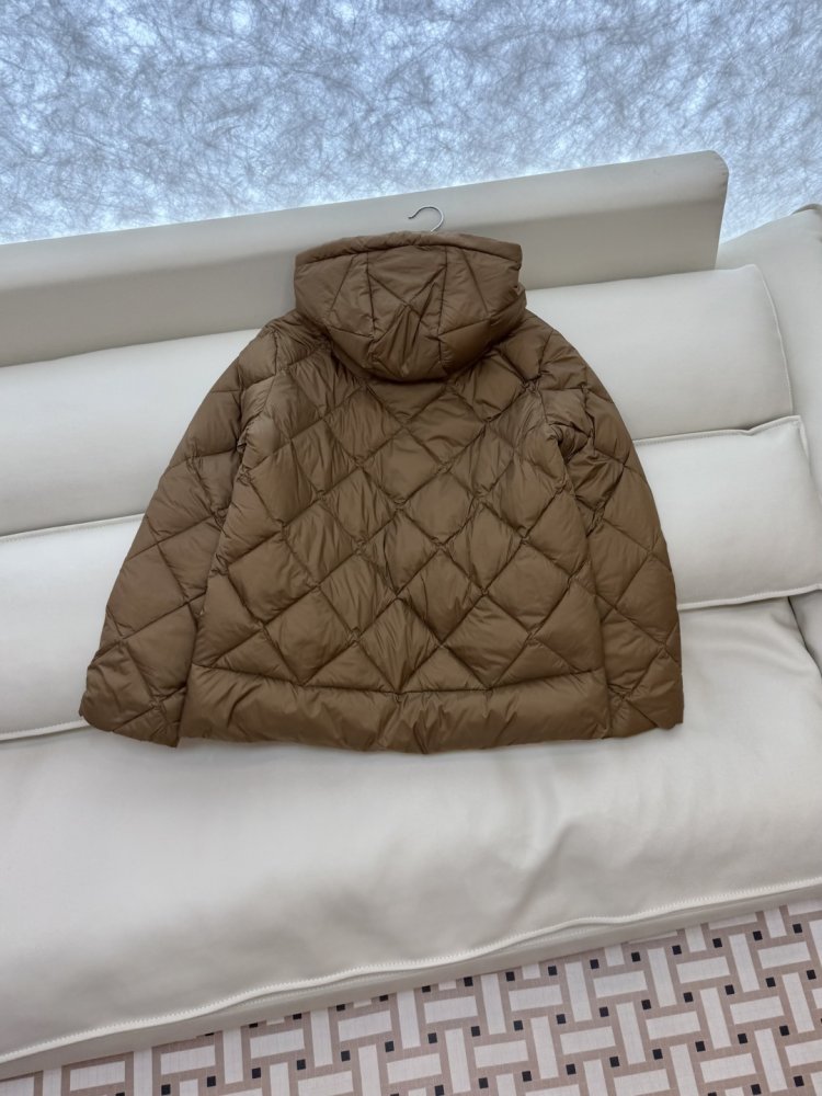 Пуховик женский фото 5