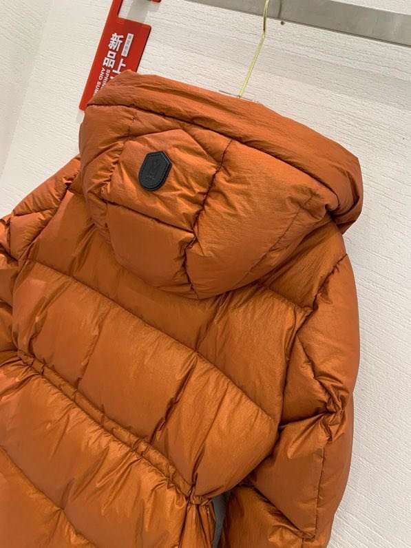 Пуховик жіночий фото 5